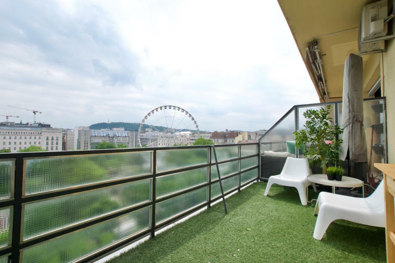 Standard Apartment By Hi5 - Incredible View With Terrace ブダペスト エクステリア 写真