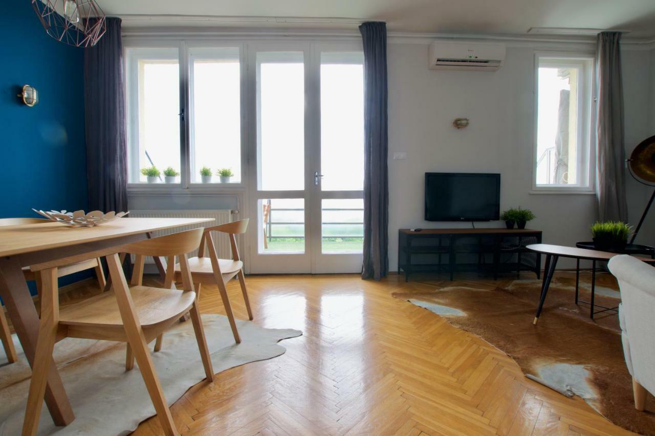 Standard Apartment By Hi5 - Incredible View With Terrace ブダペスト エクステリア 写真